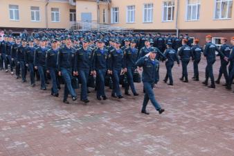 Начальник института вручил награды победителям и призерам соревнований