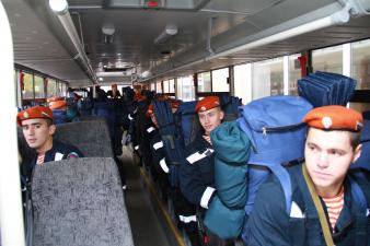 Тренировка посадки личного состава на транспорт и загрузки имущества