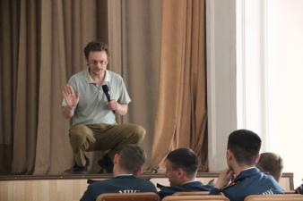 Знать нашу историю и традиции очень важно