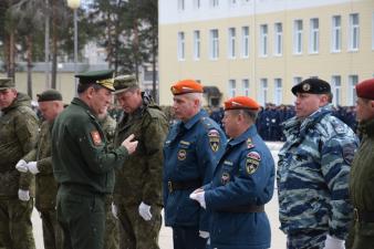 Личный состав на генеральной ночной репетиции парада Победы