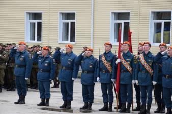 Личный состав на генеральной ночной репетиции парада Победы