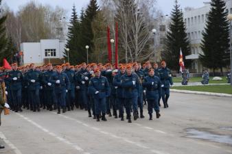 Личный состав на генеральной ночной репетиции парада Победы