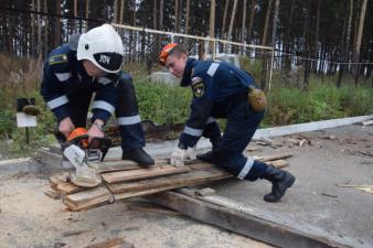 Практические занятия в полевом лагере