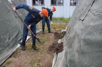 Практические занятия в полевом лагере