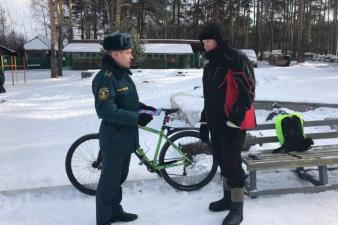 С правилами поведения на льду ознакомлены